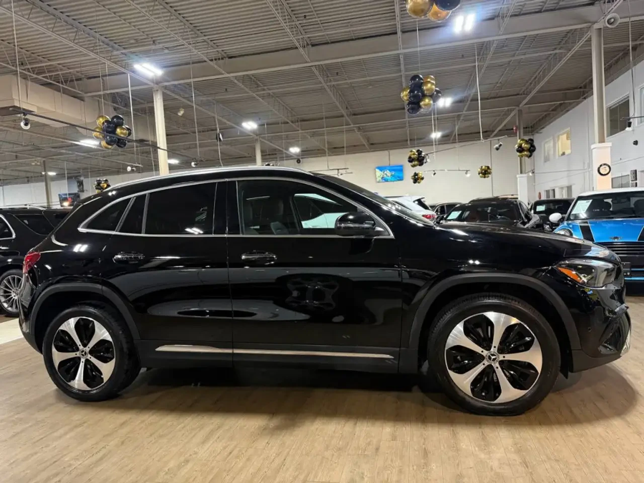 Mercedes-Benz GLA 250, снимка 6 - Автомобили и джипове - 56227354