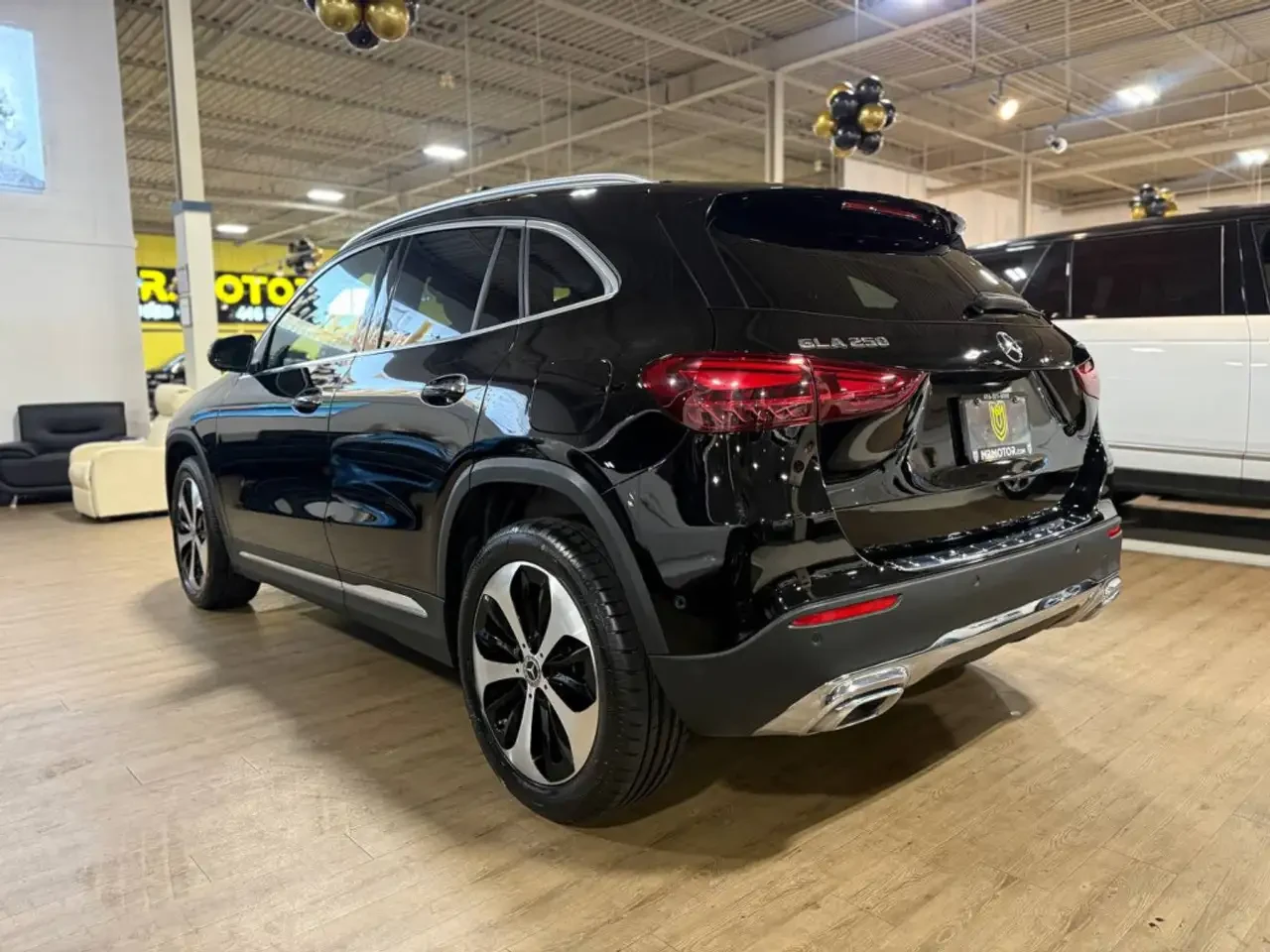 Mercedes-Benz GLA 250, снимка 3 - Автомобили и джипове - 56227354