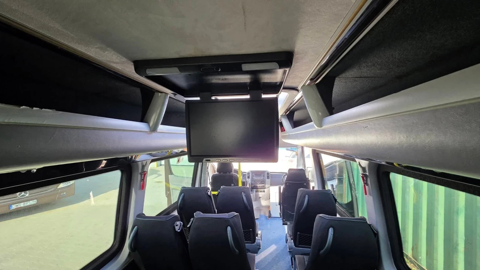 Mercedes-Benz Sprinter 519 Двоен климатик Топ състояние , снимка 7 - Бусове и автобуси - 55016884