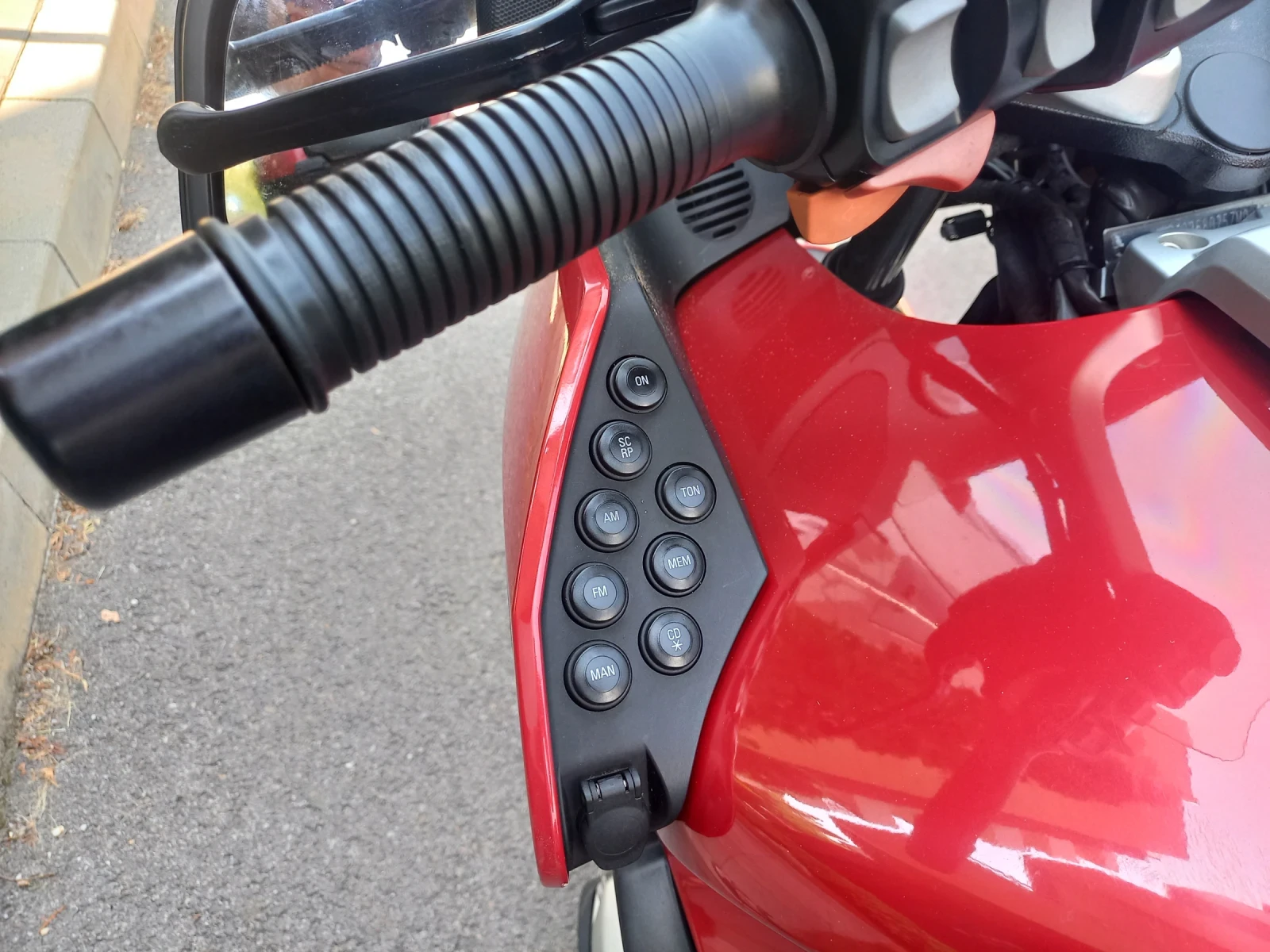 BMW R 1200 RT Radio CD Музика - изображение 8