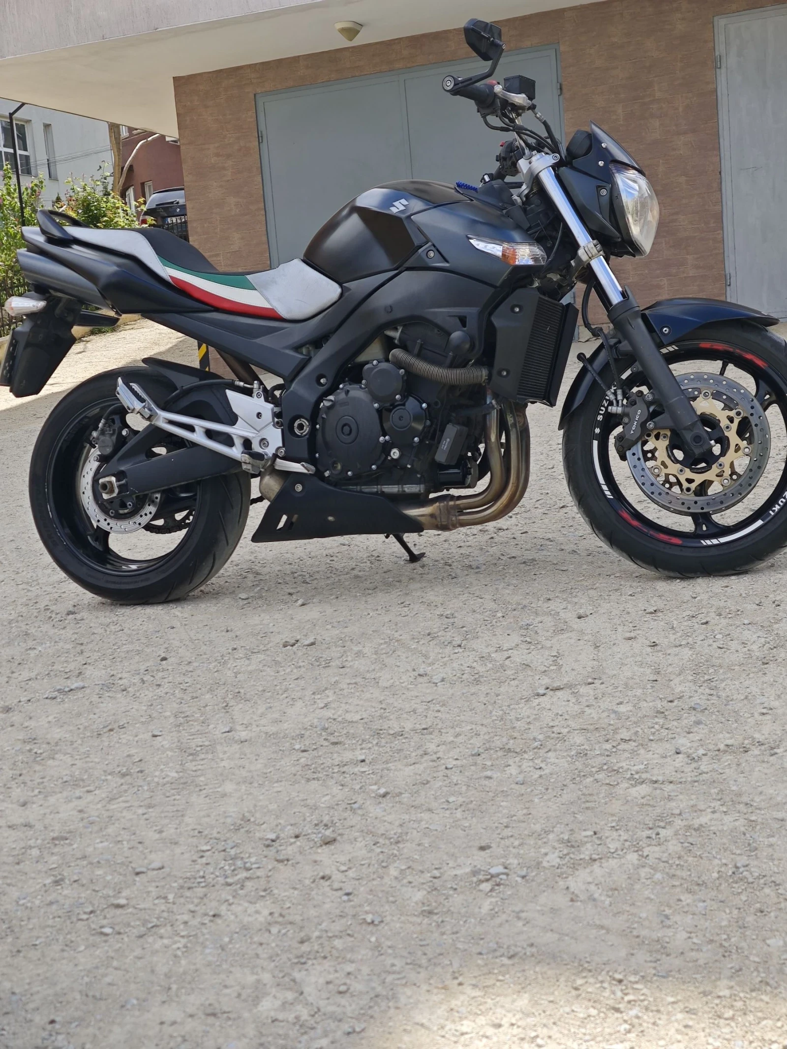 Suzuki Gsr GSR600 Black Edition, снимка 2 - Мотоциклети и мототехника - 54597825