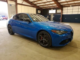 Alfa Romeo Giulia TI Q4* ДИСТРОНИК* ПОДГРЕВ* ОБДУХВАНЕ* КОЖА* , снимка 4 - Автомобили и джипове - 53622421