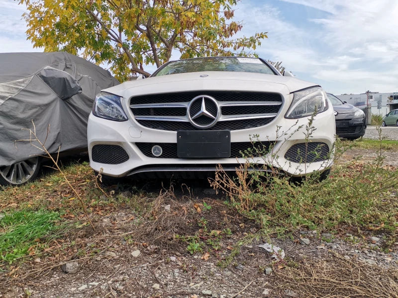 Mercedes-Benz C 300, снимка 3 - Автомобили и джипове - 47986734