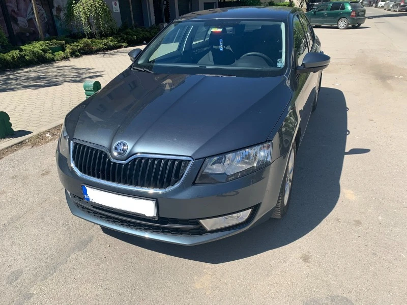 Skoda Octavia, снимка 2 - Автомобили и джипове - 46802599