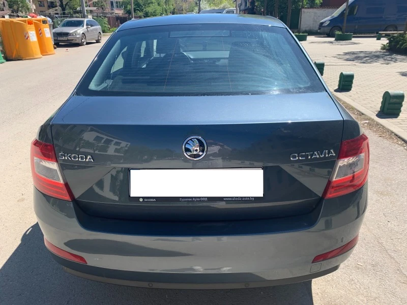 Skoda Octavia, снимка 3 - Автомобили и джипове - 47540781