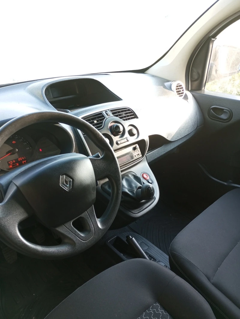 Renault Kangoo, снимка 6 - Автомобили и джипове - 46935802