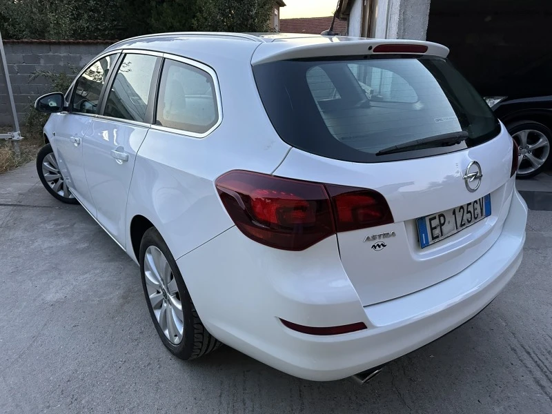 Opel Astra Бензин/Газ , снимка 3 - Автомобили и джипове - 47412716