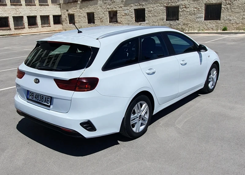 Kia Ceed, снимка 7 - Автомобили и джипове - 46905686