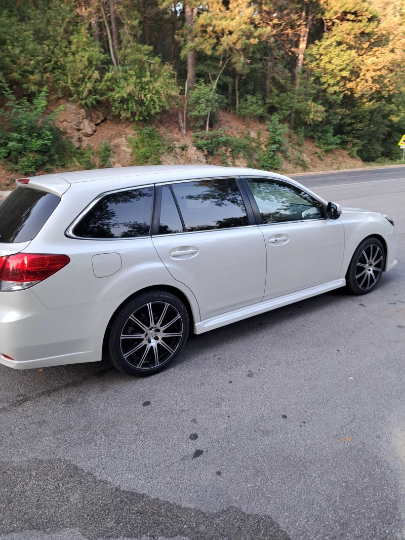 Subaru Legacy 2.5 GAZ, снимка 5 - Автомобили и джипове - 48383672