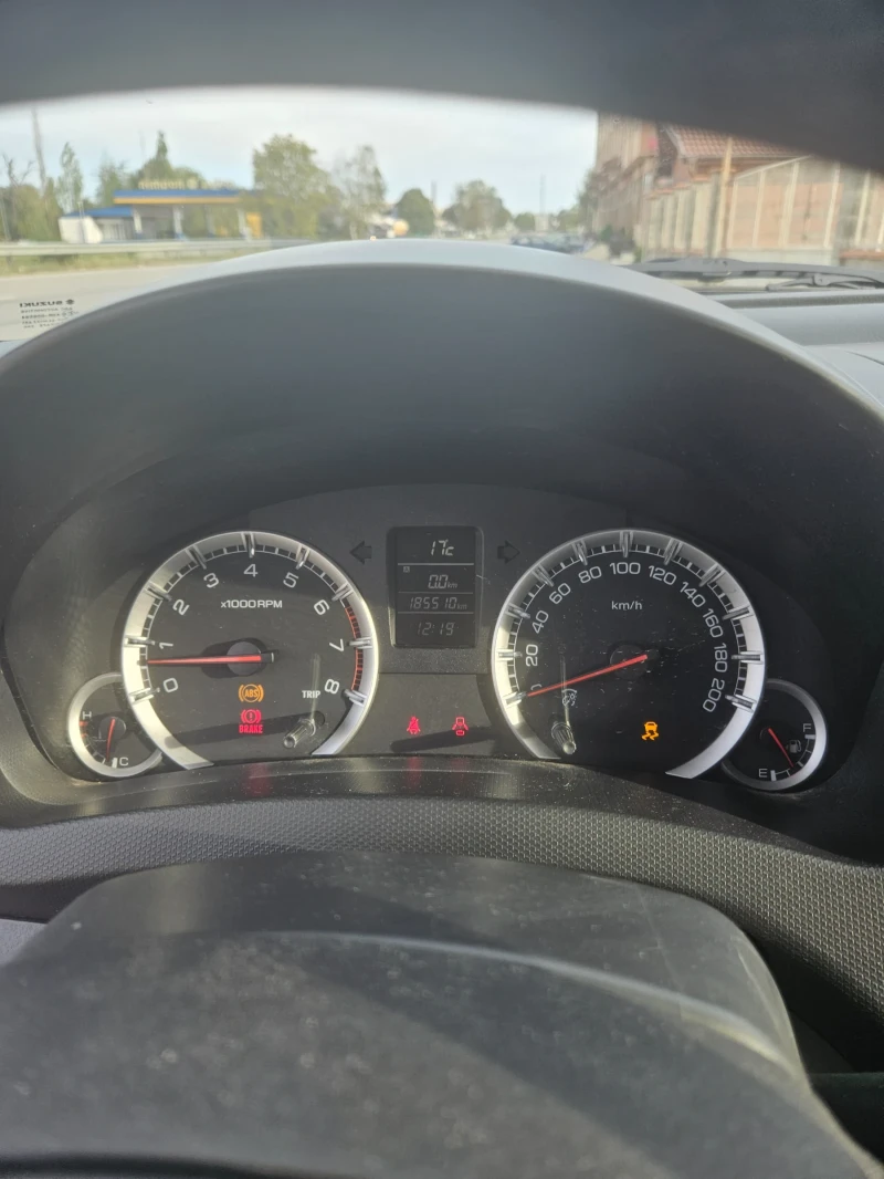 Suzuki Swift, снимка 6 - Автомобили и джипове - 48453347