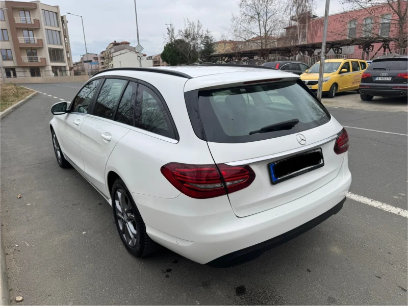 Mercedes-Benz C 200 Facelift, Avantgarde, MildHybrid, LED, като нова, снимка 5 - Автомобили и джипове - 49536199