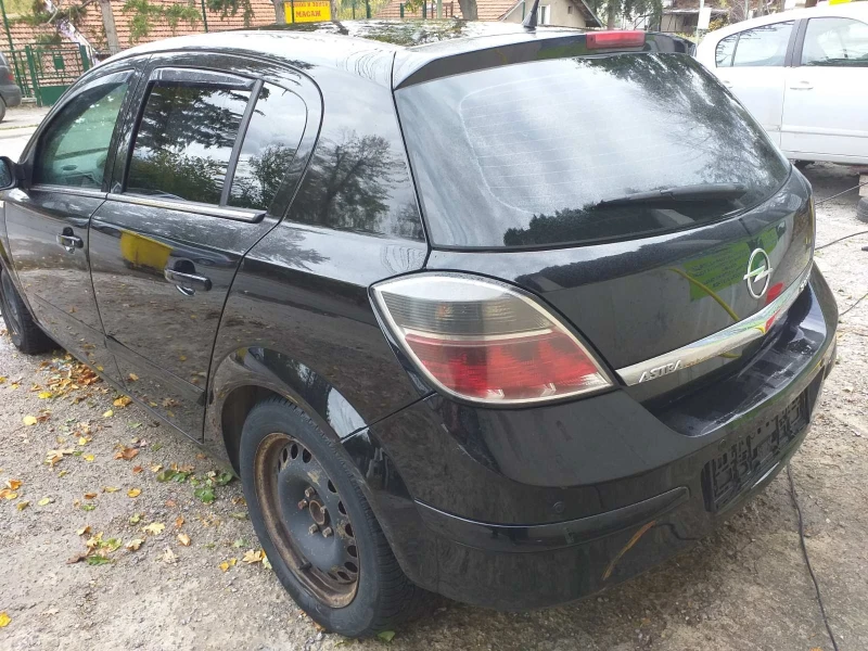 Opel Astra 1.9-120кс, снимка 2 - Автомобили и джипове - 49823830
