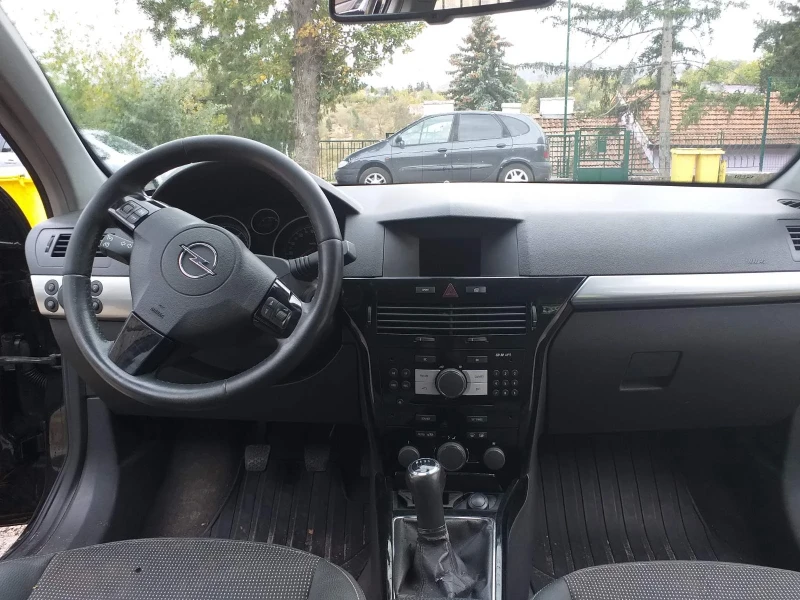 Opel Astra 1.9-120кс, снимка 7 - Автомобили и джипове - 49823830