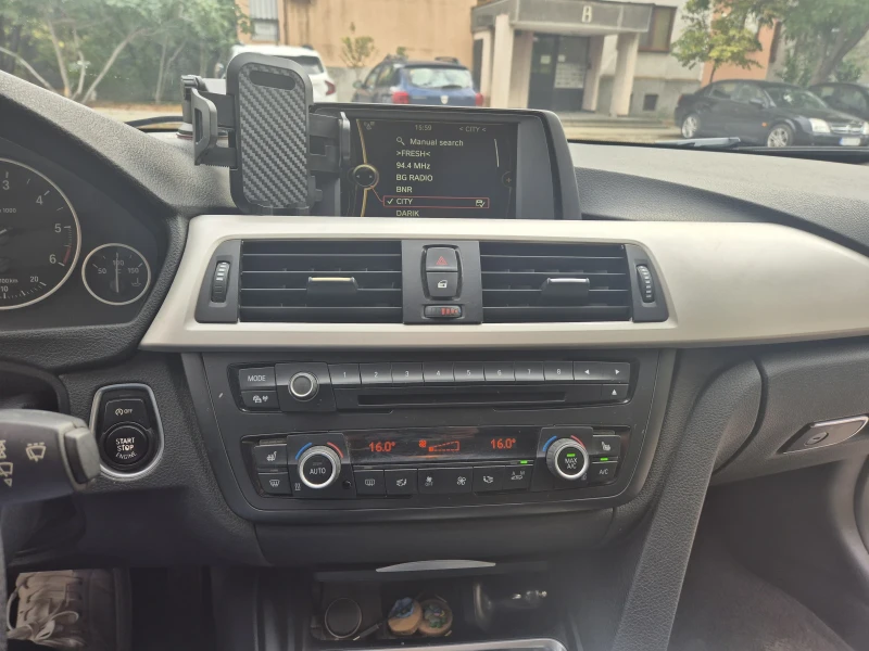 BMW 320, снимка 8 - Автомобили и джипове - 52499090