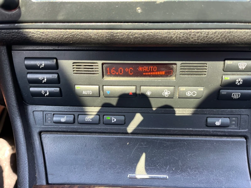 BMW 330, снимка 8 - Автомобили и джипове - 52578762