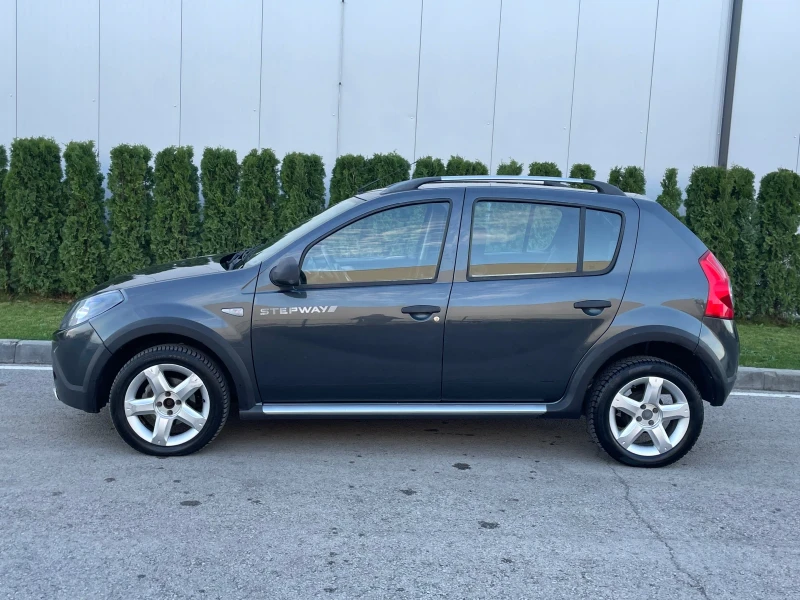 Dacia Sandero STEPWAY 1.5 Dci/2011.г/Италия, снимка 8 - Автомобили и джипове - 52658888