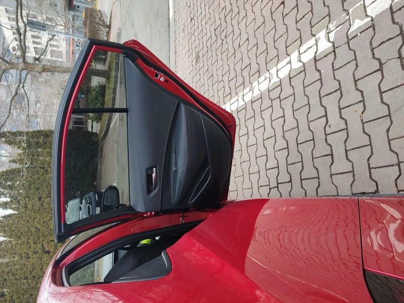 Toyota Corolla GR Sport, снимка 7 - Автомобили и джипове - 52801363