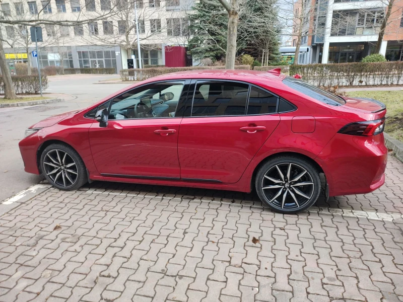 Toyota Corolla GR Sport, снимка 4 - Автомобили и джипове - 52801363