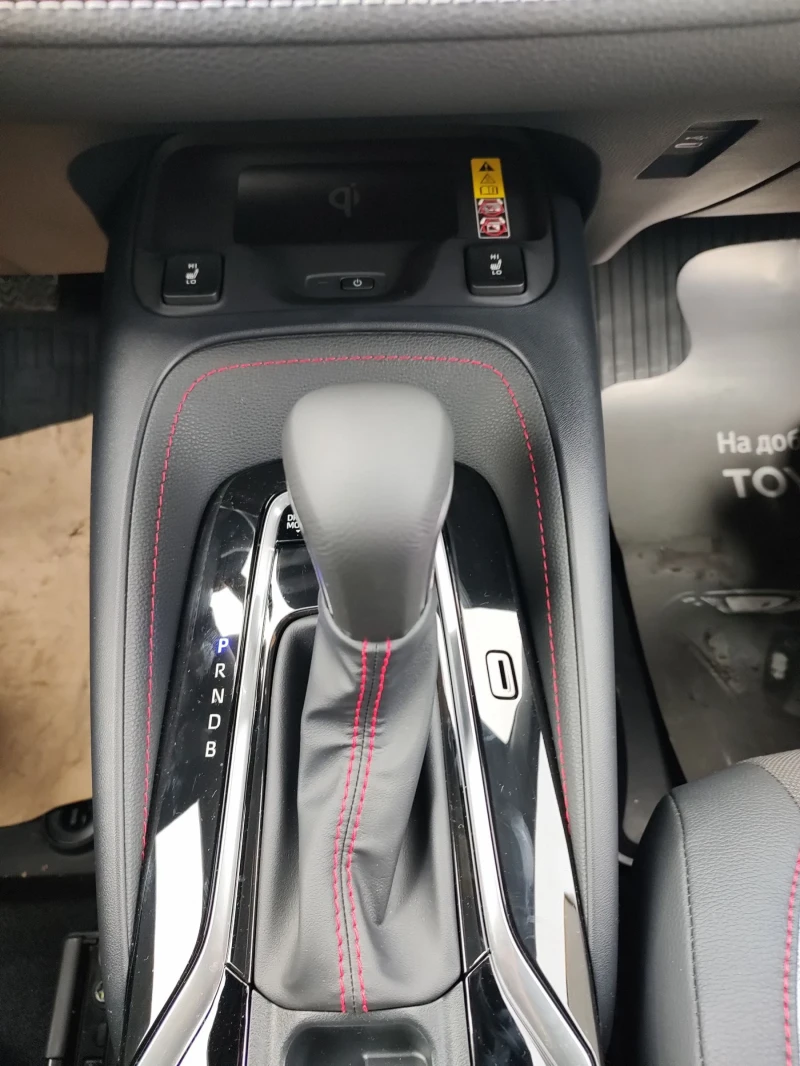 Toyota Corolla GR Sport, снимка 16 - Автомобили и джипове - 52801363