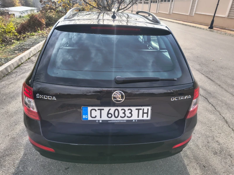 Skoda Octavia, снимка 6 - Автомобили и джипове - 53235770