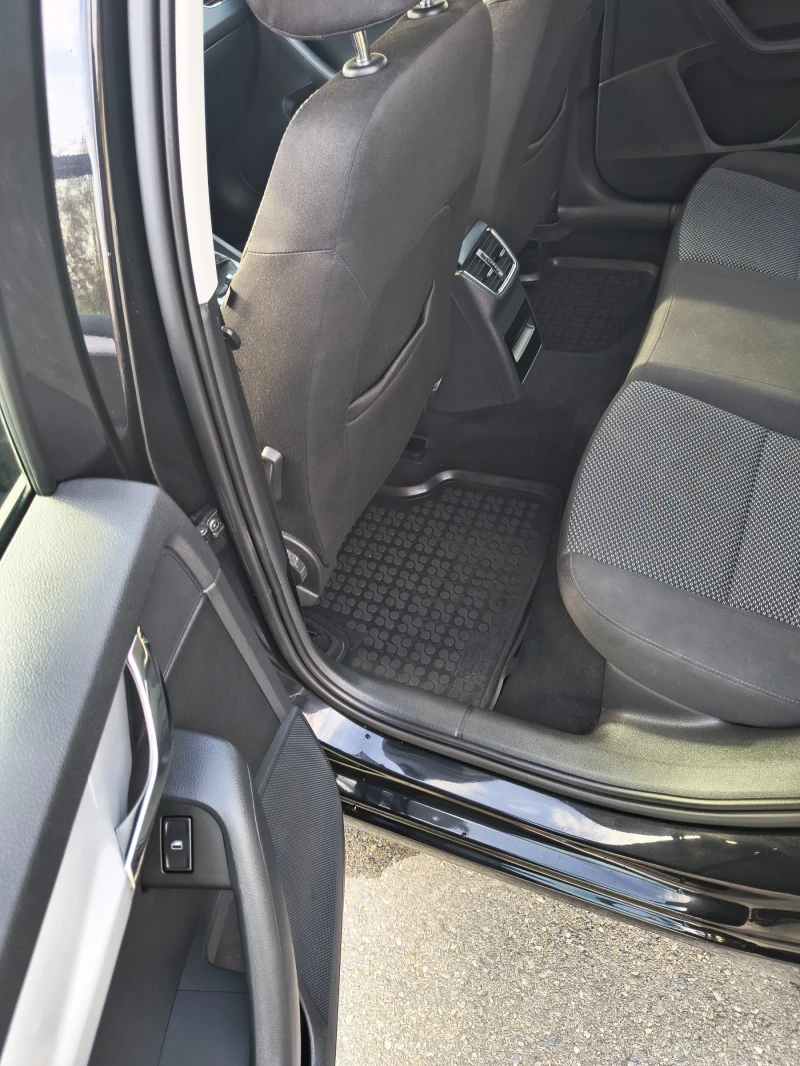 Skoda Octavia, снимка 13 - Автомобили и джипове - 53235770