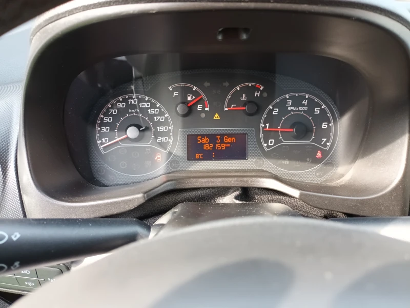 Fiat Fiorino 1.3Multijet/EURO 6В, снимка 13 - Автомобили и джипове - 53416065