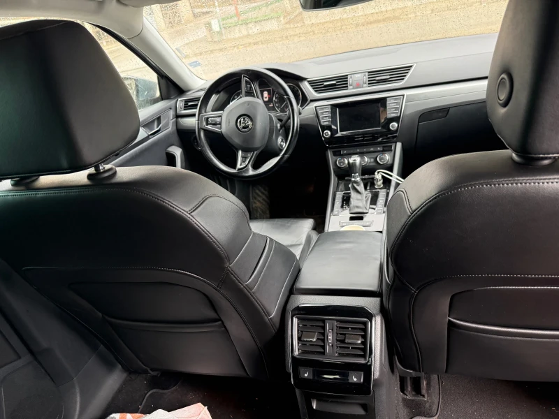 Skoda Superb, снимка 3 - Автомобили и джипове - 53519698