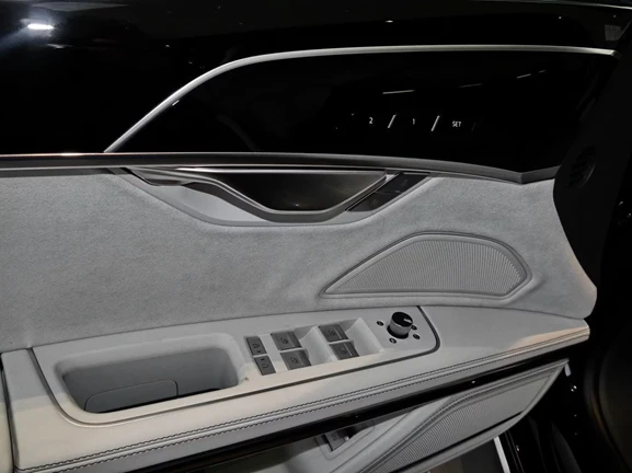 Audi A8 Long 60 TFSI Quattro = S-line = Гаранция - изображение 4