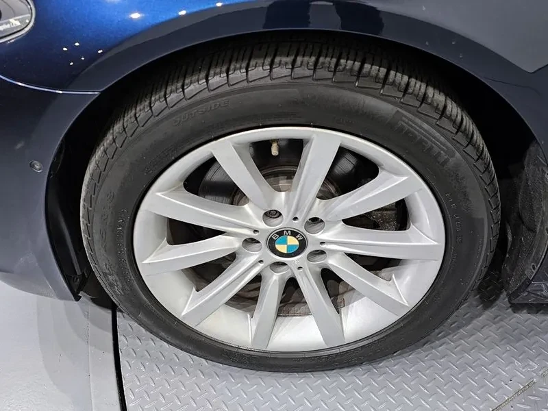 BMW 528 i, снимка 5 - Автомобили и джипове - 54591257
