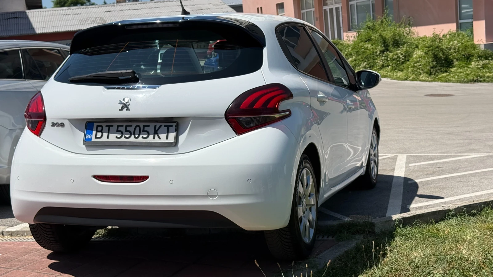 Peugeot 208  - изображение 4
