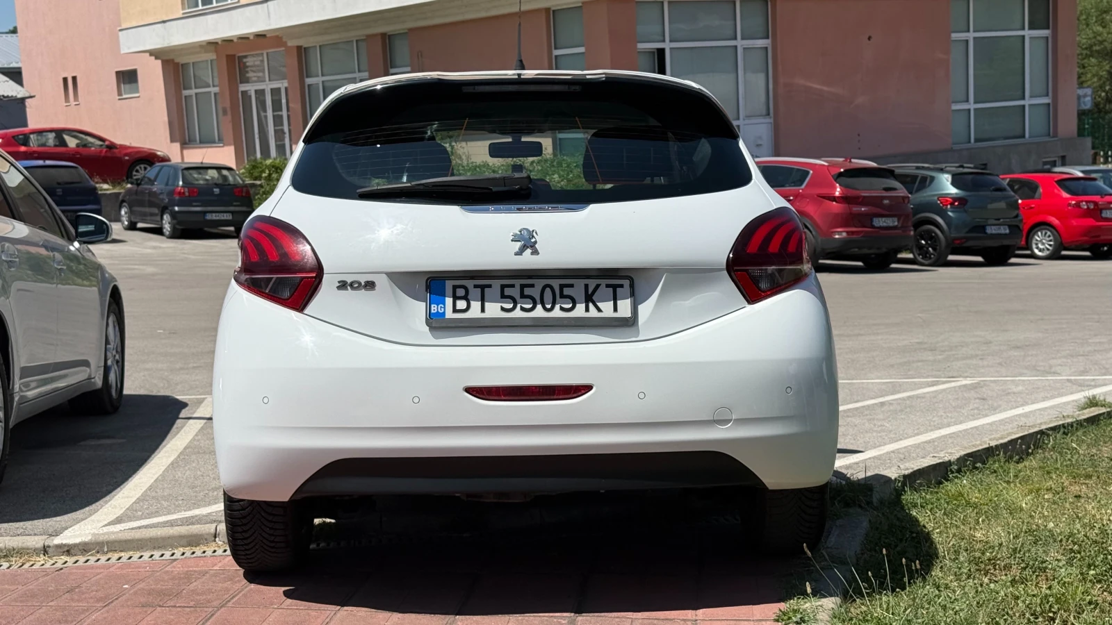Peugeot 208  - изображение 5