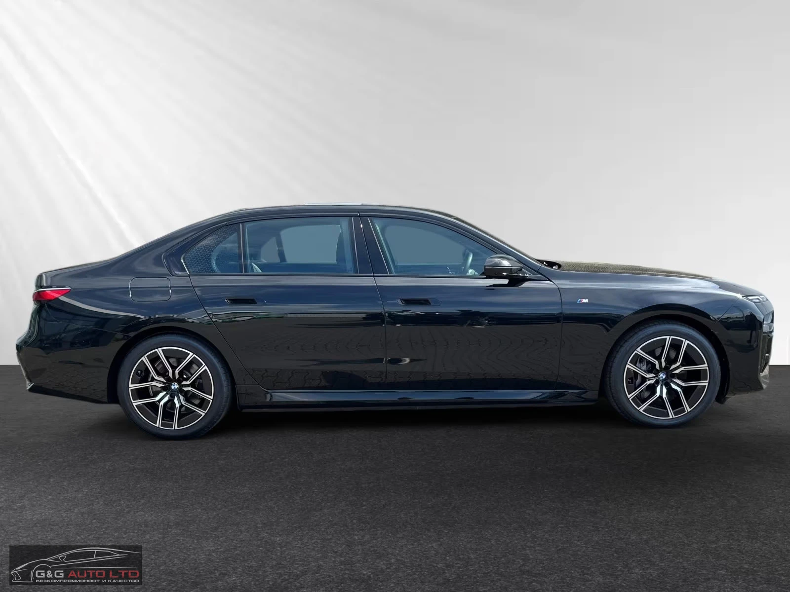 BMW i7 eDRIVE50/M-SPORT/449HP/B&W/DAPROF/PA.PRO/MEMO/800f - изображение 3