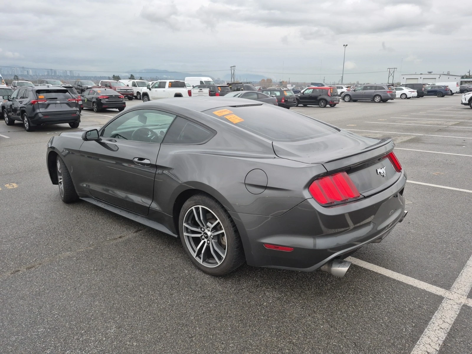 Ford Mustang ECOBOOST * * CARFAX * * АВТО КРЕДИТ * *  - изображение 4