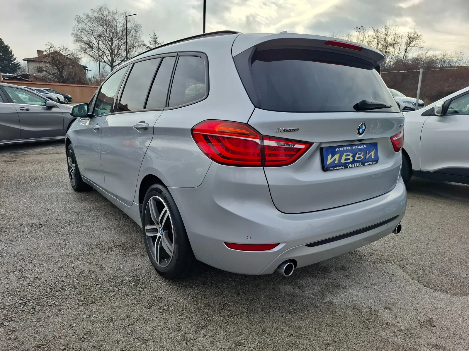 BMW 2 Gran Tourer 2.0 X DRIVE, снимка 3 - Автомобили и джипове - 52733343