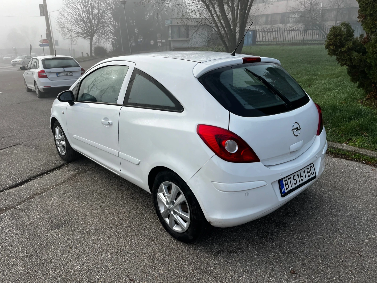 Opel Corsa 1.2i - изображение 4