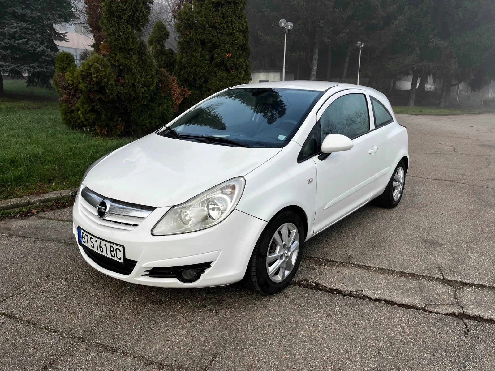 Opel Corsa 1.2i - изображение 2