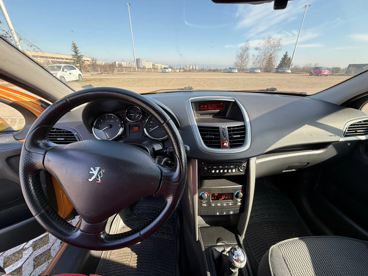Peugeot 207, снимка 8 - Автомобили и джипове - 53658183