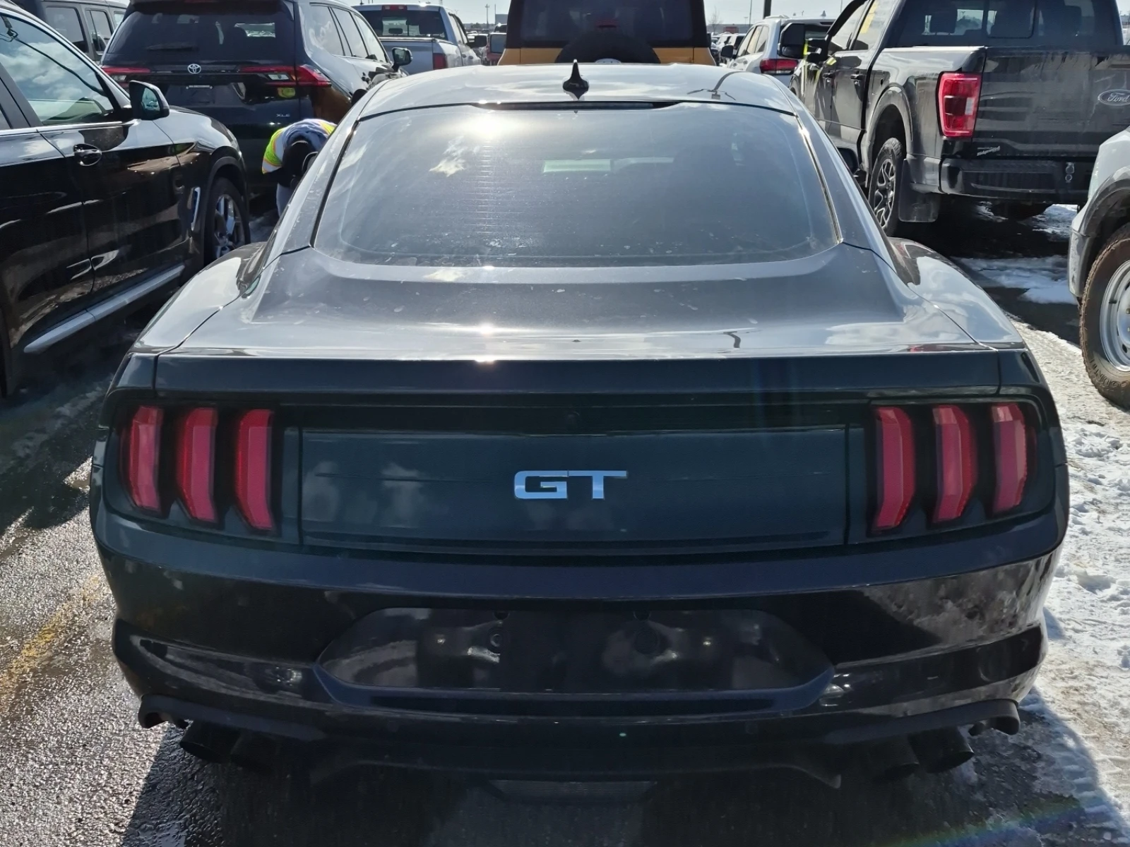 Ford Mustang GT PREMIUM - изображение 5