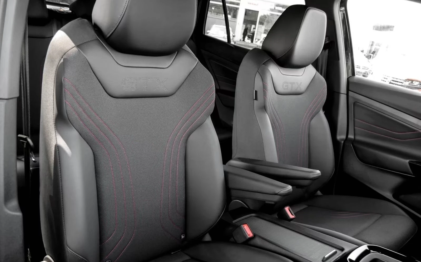 VW ID.5 GTX 4-MOTION PANORAMA MATRIX , снимка 12 - Автомобили и джипове - 53953477