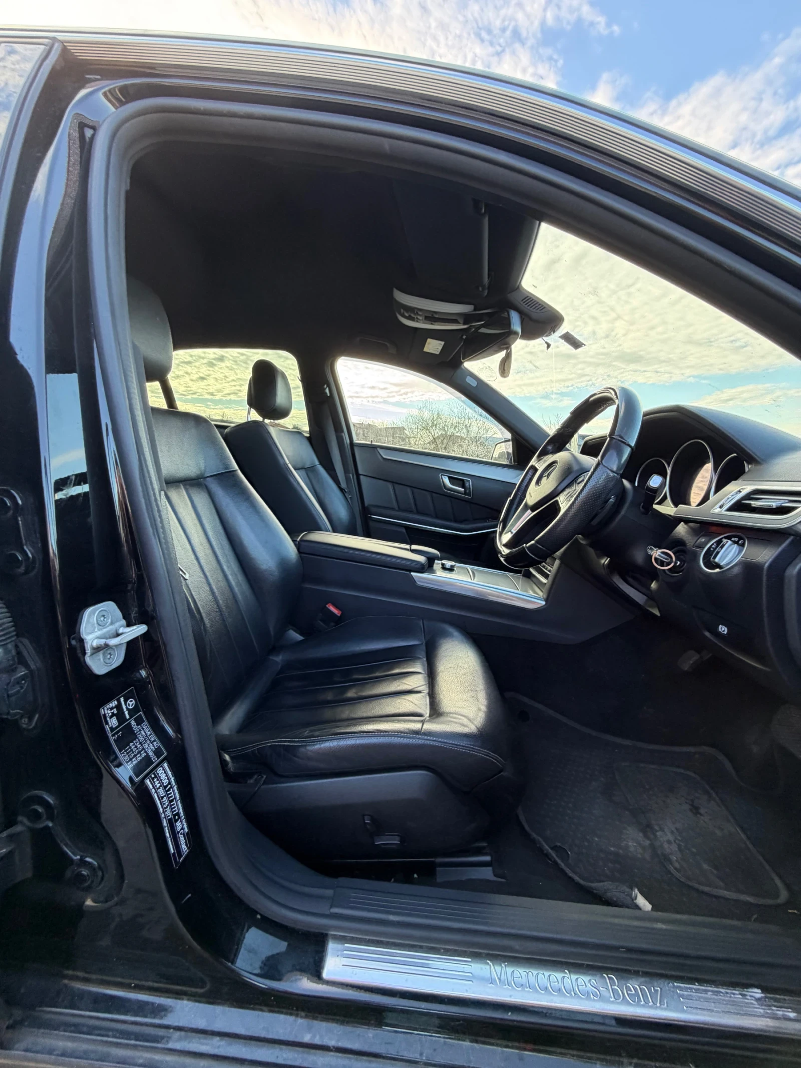 Mercedes-Benz E 220 MERCEDES W-212 E-220 2016 4, 700  FEIS, снимка 7 - Автомобили и джипове - 54058817