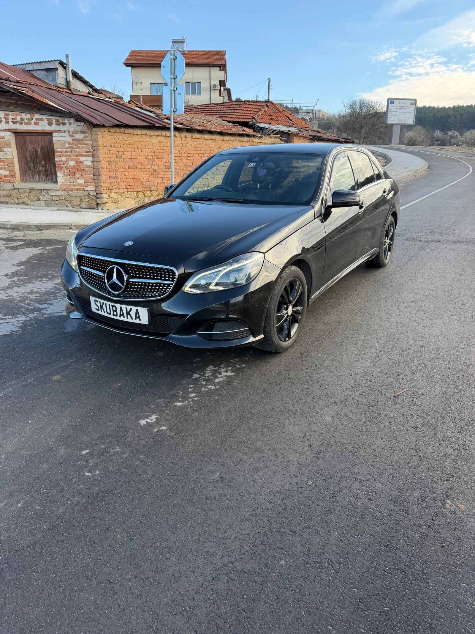 Mercedes-Benz E 220 MERCEDES W-212 E-220 2016 4, 700  FEIS, снимка 2 - Автомобили и джипове - 54058817