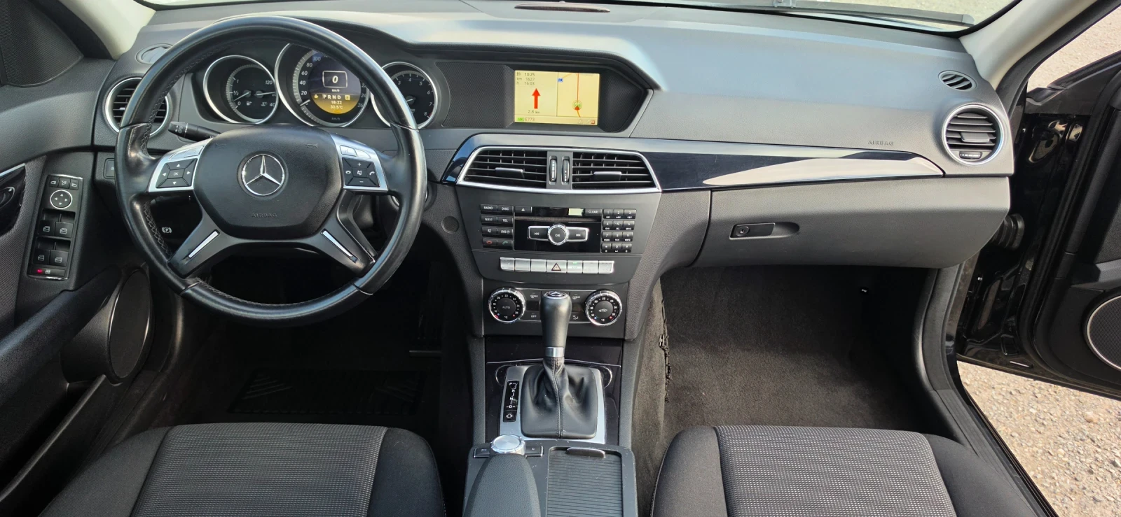 Mercedes-Benz C 180 1.8i 156ks, снимка 10 - Автомобили и джипове - 54692964