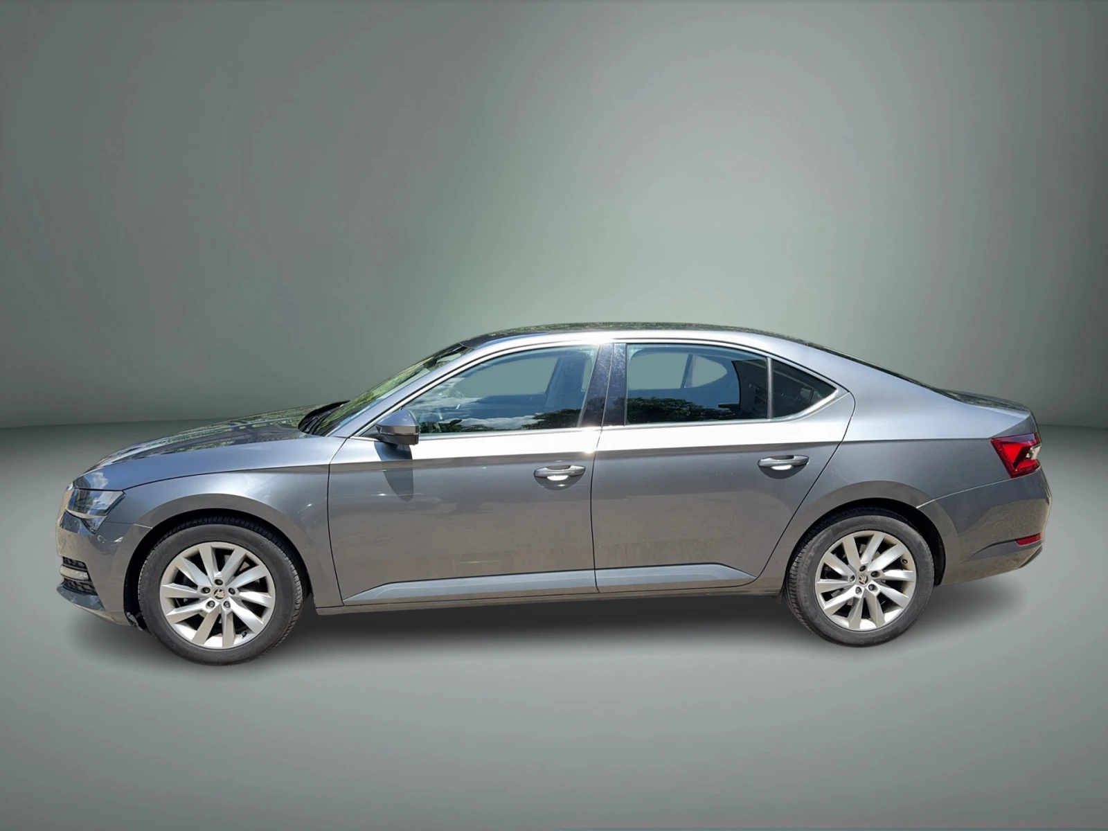 Skoda Superb 2.0 TDI / 147 kW / 200 �.�., 7DSG, 4x4 | Mobile.bg � ����������� 2