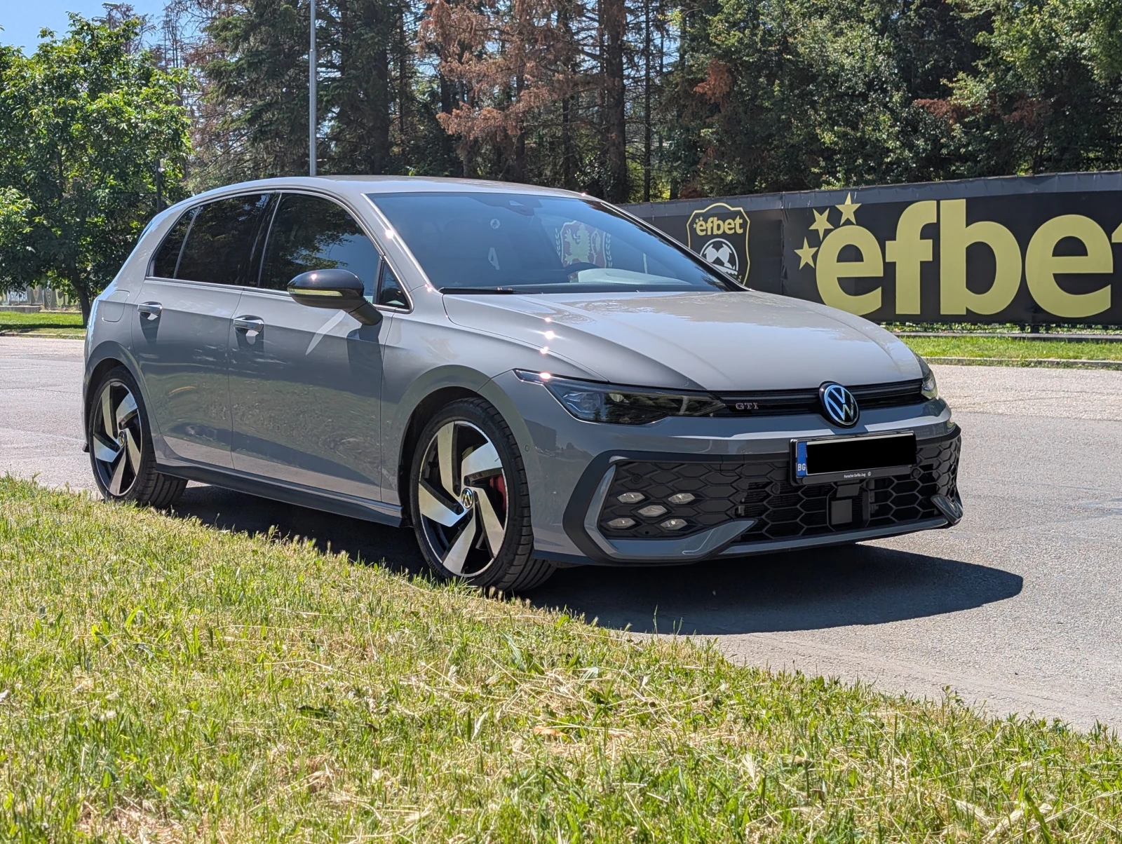 VW Golf GTI 2.0 TSI BLACK STYLE LED MATRIX PPF Ceramic, снимка 2 - Автомобили и джипове - 54915227