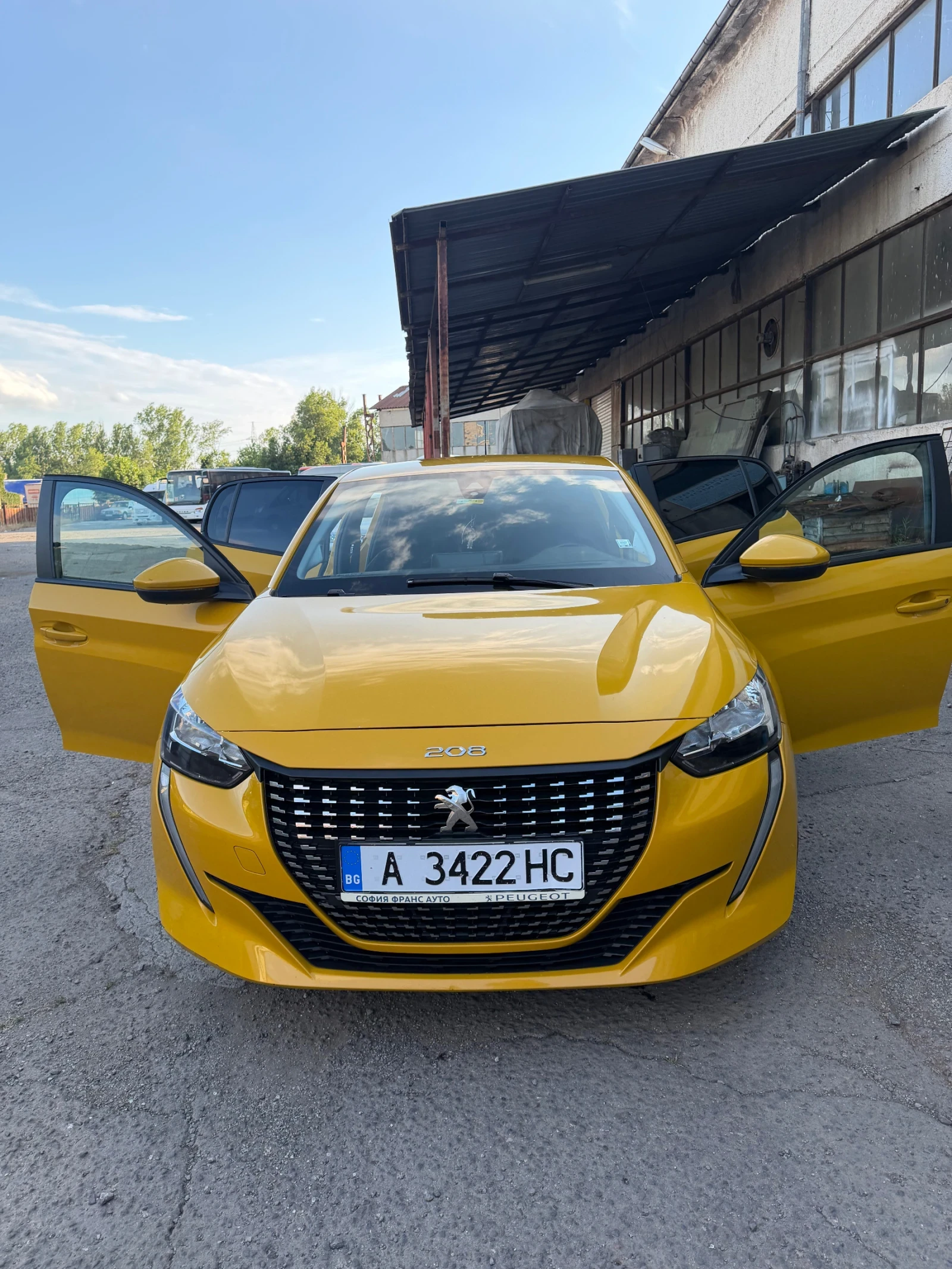 Peugeot 208 Peugeot 208 1.2 PureTech 75 (75 к.с., 55 kW), снимка 10 - Автомобили и джипове - 55102083