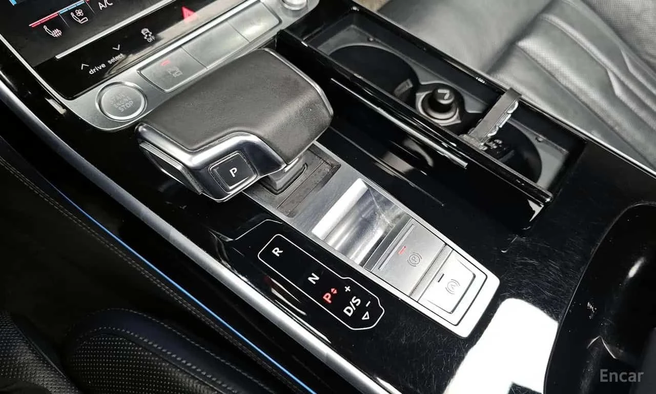 Audi A8 55 TFSI Quattro LWB/ОБДУХВАНЕ/360/МАСАЖИ, снимка 9 - Автомобили и джипове - 55618782