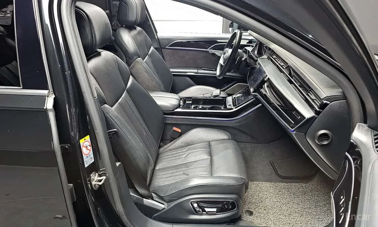 Audi A8 55 TFSI Quattro LWB/ОБДУХВАНЕ/360/МАСАЖИ, снимка 10 - Автомобили и джипове - 55618782