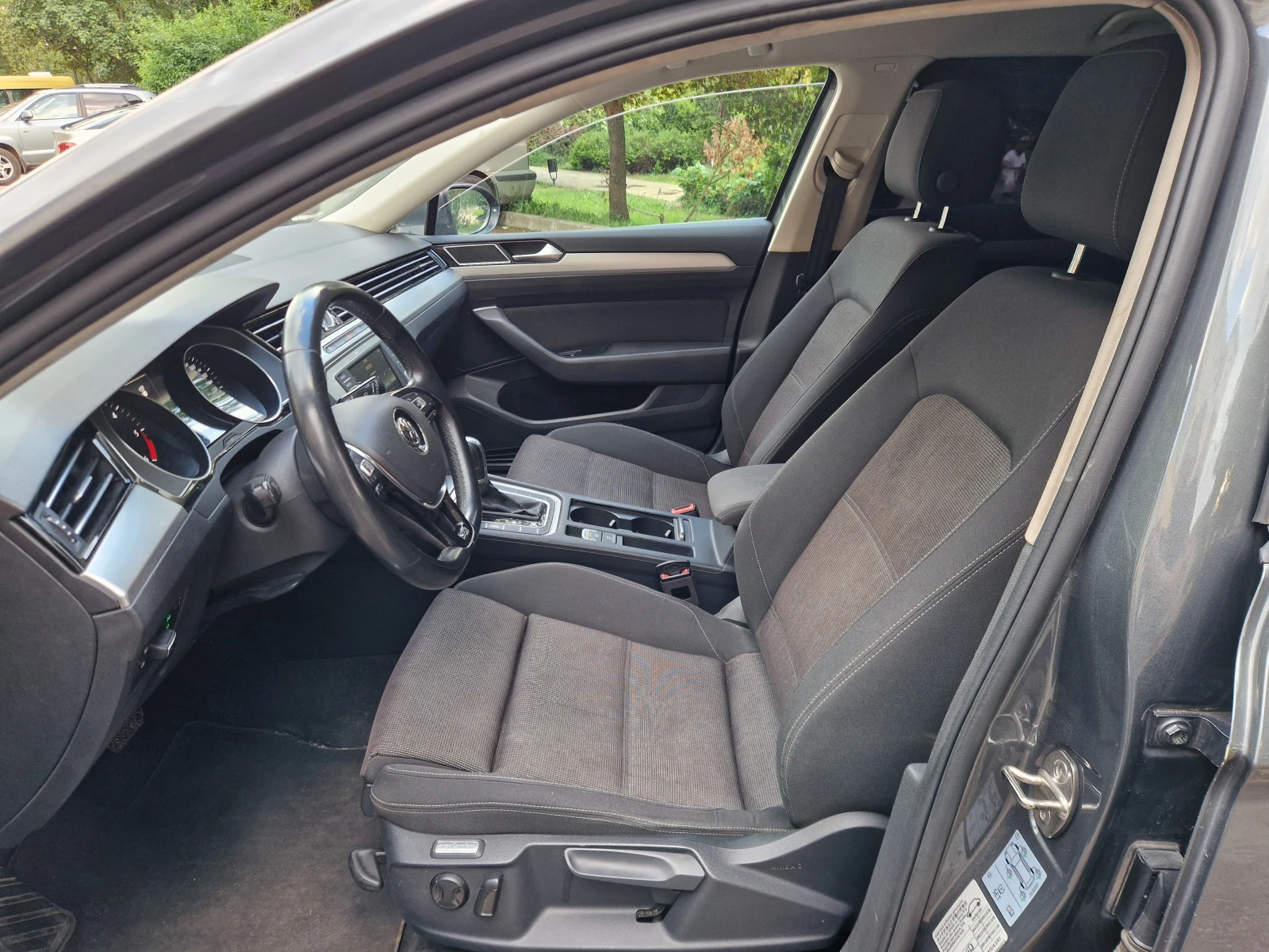 VW Passat Лизинг/Бартер 2, 0d 150, снимка 10 - Автомобили и джипове - 55625782