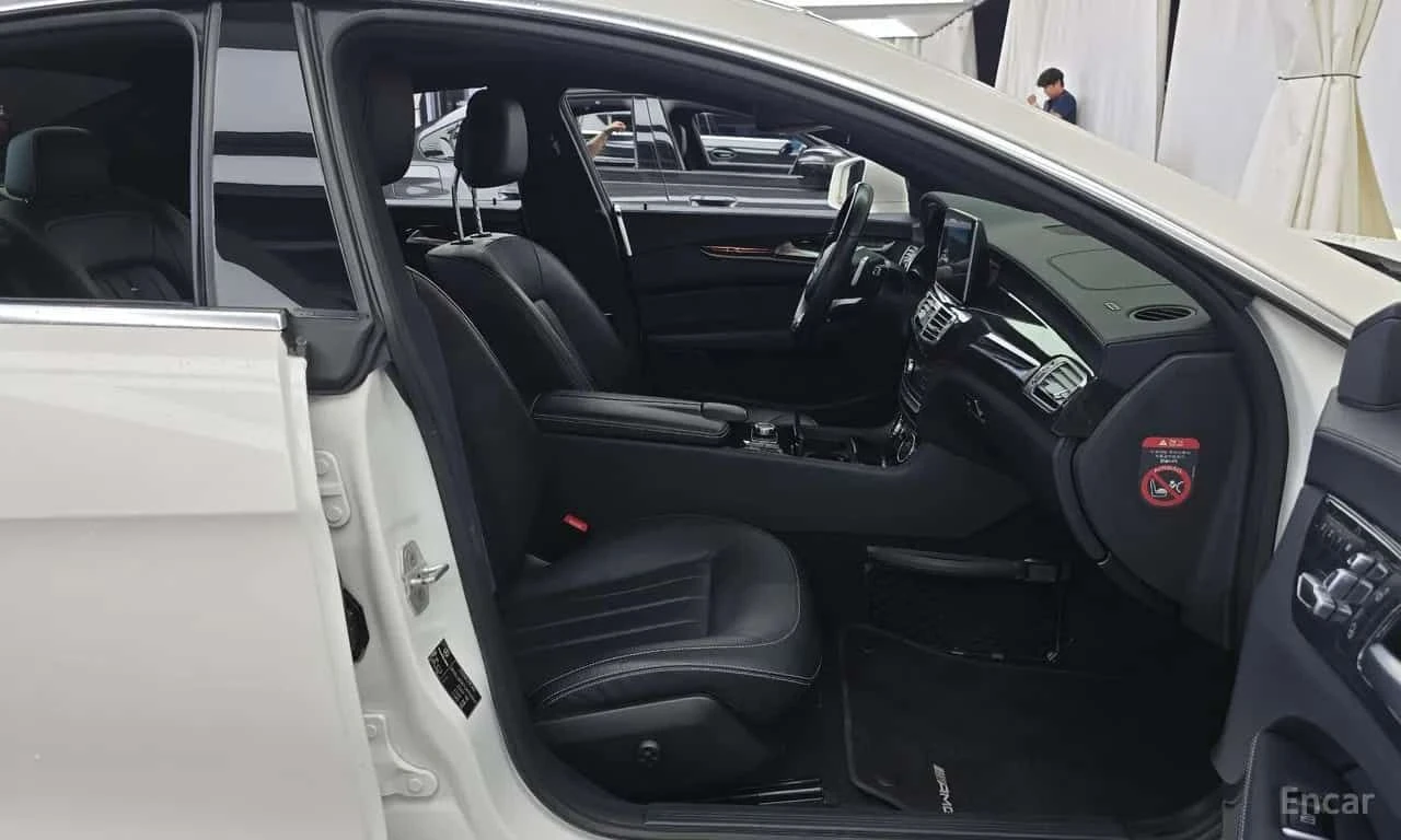 Mercedes-Benz CLS 400 * КРАЙНА ЦЕНА ДО БЪЛГАРИЯ, снимка 11 - Автомобили и джипове - 55725822