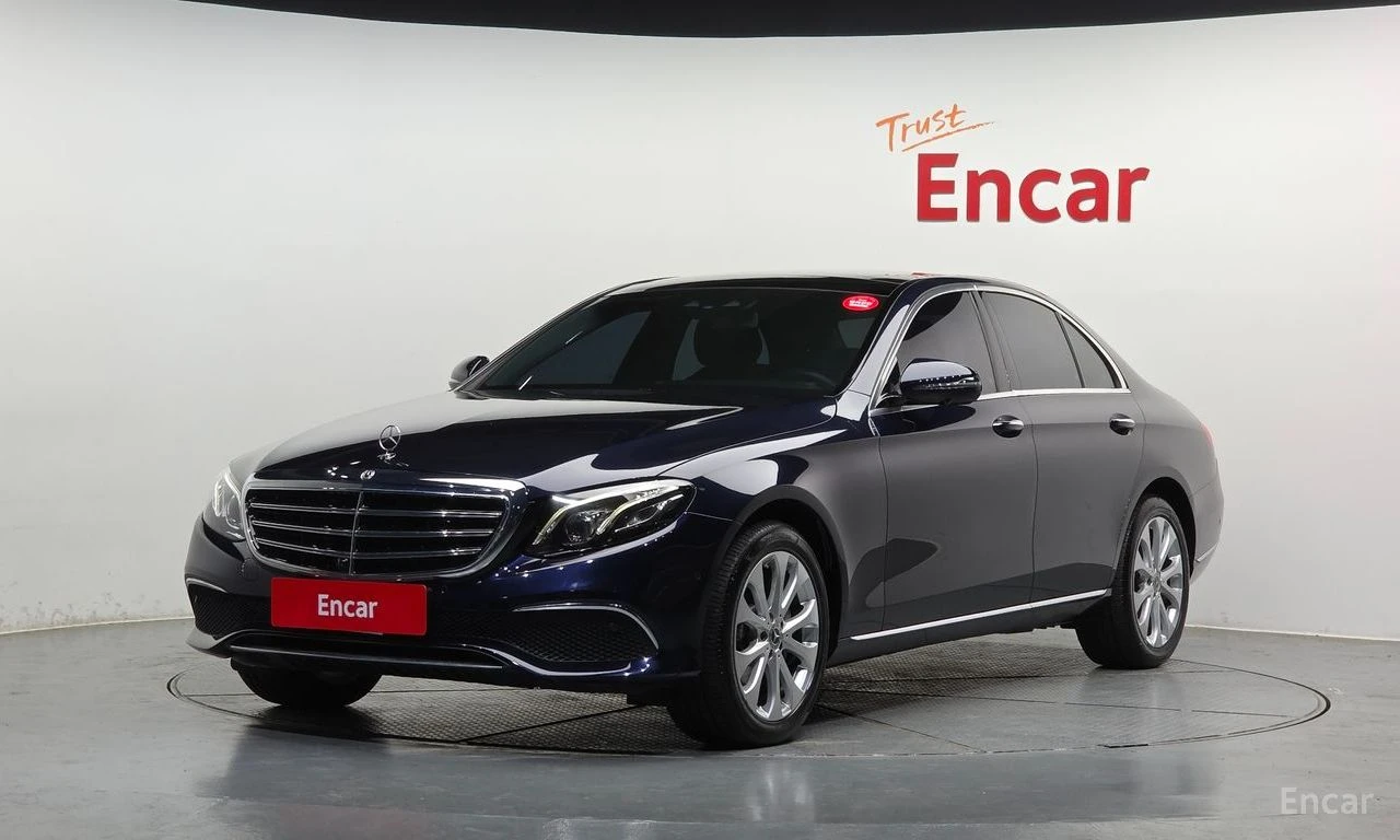 Mercedes-Benz E 300 ДИГИТАЛНО* ТАБЛО* BURMESTER* ОБДУХВАНЕ* ДИСТРОНИК*